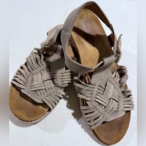Comfortiva Women's Fringe Sandals in Tan